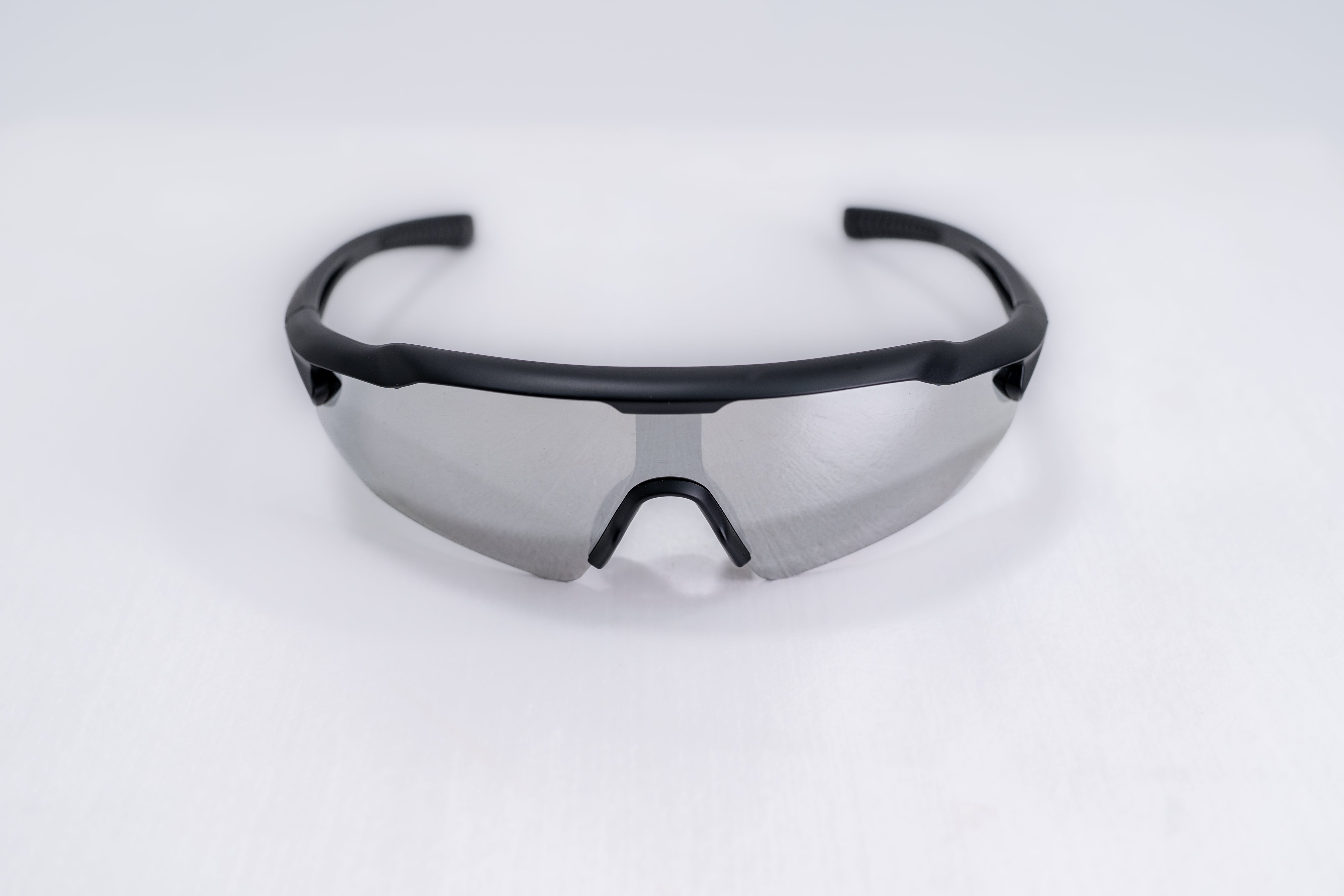 SLEEK ONYX